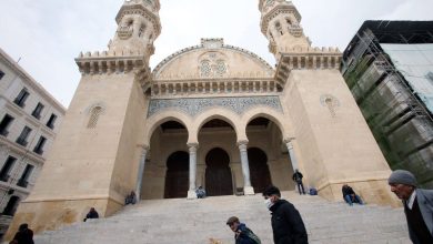 Photo of التسابيح بُثت عبر مئذنات المساجد من شروق الشمس ووقفت إيذانا بدخول وقت صلاة العيد