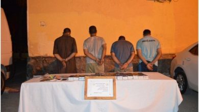 Photo of وزارة الدفاع … توقيف ستة تجار مخدرات وضبط 15,8 كيلوغرام من الكيف المعالج بغرداية