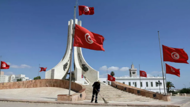 Photo of بعد عودة تفشي كورونا .. تونس تفرض حظر التجول في بلدتين بالجنوب