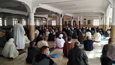 Photo of رفع التعليق عن تأدية صلاة المغرب بالمساجد في بشار