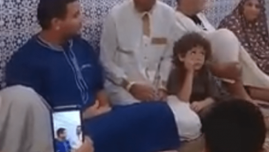 Photo of عائلة من أصول جزائرية تعتنق الإسلام ببسكرة