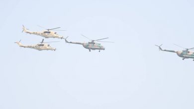 Photo of الاستعراض العسكري المخلد لستينية الاستقلال: أداء باهر ودقيق لتشكيلات القوات الجوية