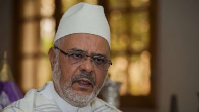 Photo of تصريحات رئيس الاتحاد العالمي لعلماء المسلمين تُشعل غضب الجزائر ومطالبات رسمية لإقالته
