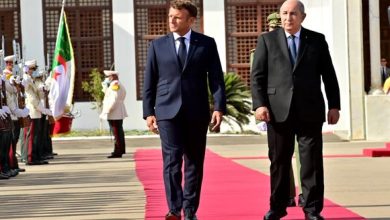 Photo of الرئيس الفرنسي يغادر الجزائر بعد زيارة دامت 3 أيام