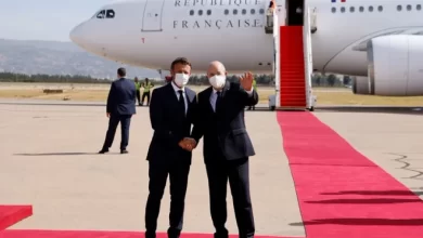 Photo of الرئيس الفرنسي: لم آت إلى الجزائر لطلب الغاز