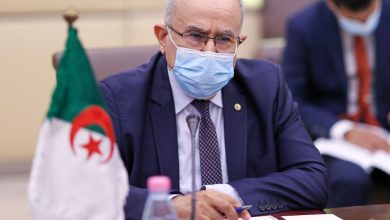Photo of لعمامرة: الجزائر تدعم الشعبين الفلسطيني والصحراوي في تقرير مصيريهما