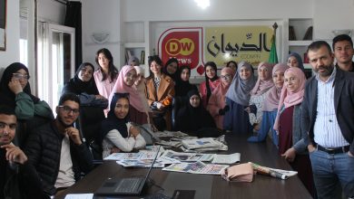 Photo of نادي “نيو فيزيون” الطلابي بوهران في زيارة لمقر مجمع الديوان الإعلامي