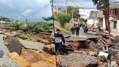 Photo of بتكليف من الرئيس تبون: وزيرا الداخلية والتضامن يقدمان التعازي لعائلات ضحايا التقلبات الجوية بتيبازة وقالمة