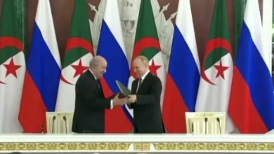 Photo of الرئيس تبون يشكر بوتين على قبول إمكانية وساطة الجزائر بين روسيا وأوكرانيا