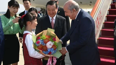 Photo of رئيس الجمهورية يحل ببكين في زيارة دولة إلى جمهورية الصين الشعبية