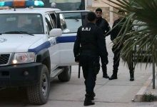 Photo of توقيف 12 شخصا إثر عملية مداهمة لشرطة وهران عبر قطاع حي الصباح الحضري