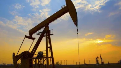 Photo of انخفاض أسعار النفط بفعل مخاوف إزاء الطلب وشح الإمدادات