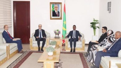 Photo of وزير البريد والمواصلات يستقبل بنواكشوط من طرف الوزير الأول الموريتاني