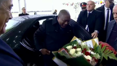 Photo of الرئيس الموزمبيقي يترحم على أرواح الشهداء بمقام الشهيد