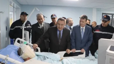 Photo of وزير الداخلية يطمئن على قائد الوحدة الرئيسية للحماية المدنية بمستشفى زرالدة