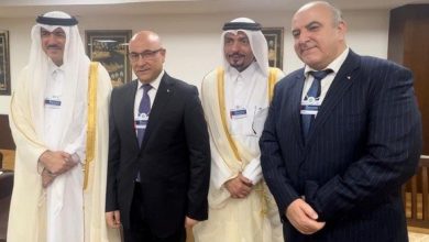 Photo of المساحات التجارية الكبرى : زيتوني يتباحث بنيودلهي مع الوزير القطري للتجارة المشاريع المزمع تنفيذها بالجزائر