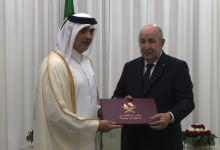 Photo of رئيس الجمهورية يستقبل سفير دولة قطر لدى الجزائر